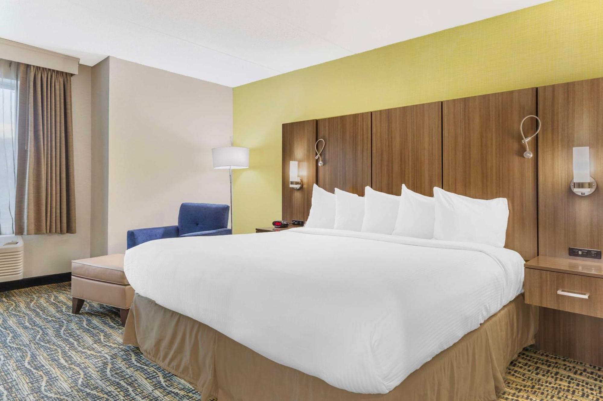 Best Western Plus New Englander Воберн Екстер'єр фото