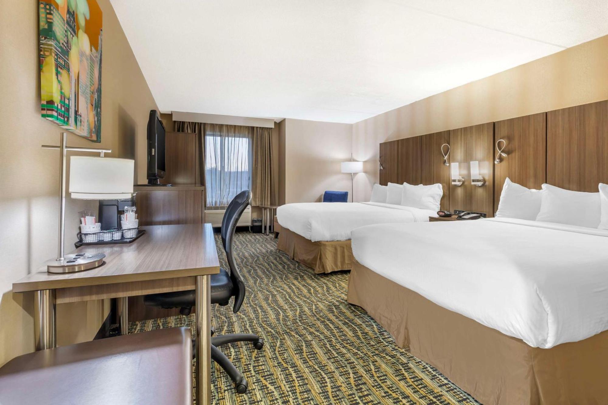 Best Western Plus New Englander Воберн Екстер'єр фото