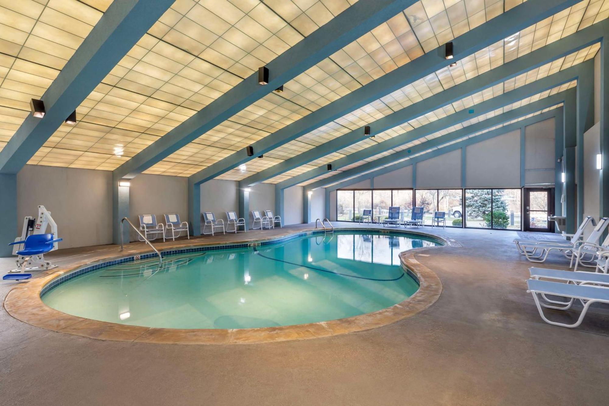 Best Western Plus New Englander Воберн Екстер'єр фото