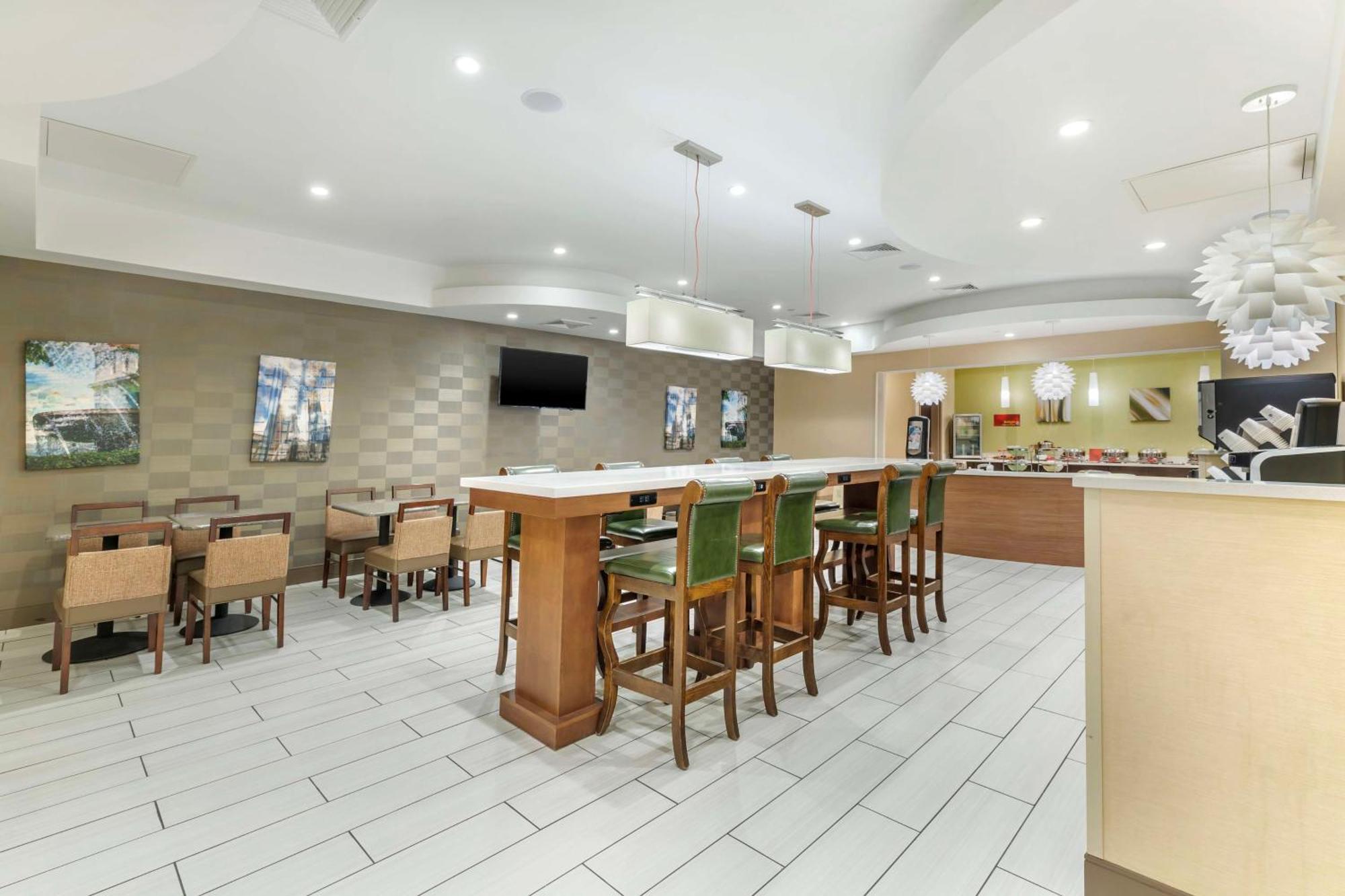 Best Western Plus New Englander Воберн Екстер'єр фото