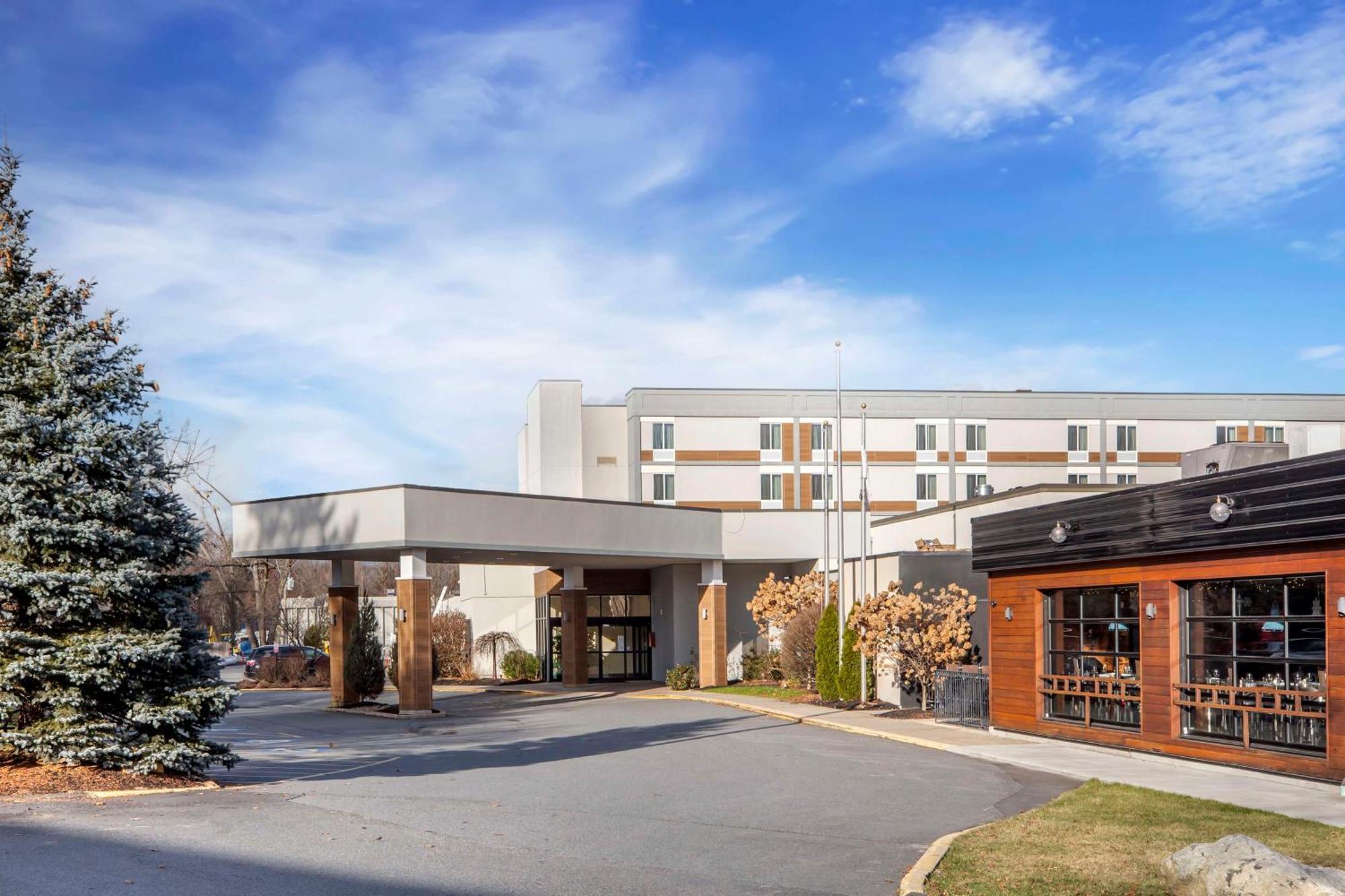 Best Western Plus New Englander Воберн Екстер'єр фото